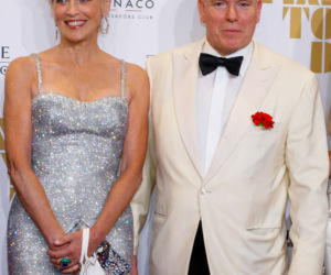 Sharon Stone pociesza księcia Monako?! 
