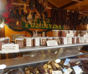 Przewodnik po najsmaczniejszych jarmarkach w Polsce. Tu zjesz prawdziwe smakołyki!