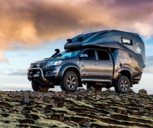 Toyota Hilux Expedition V1 - pick-up i kamper w jednym