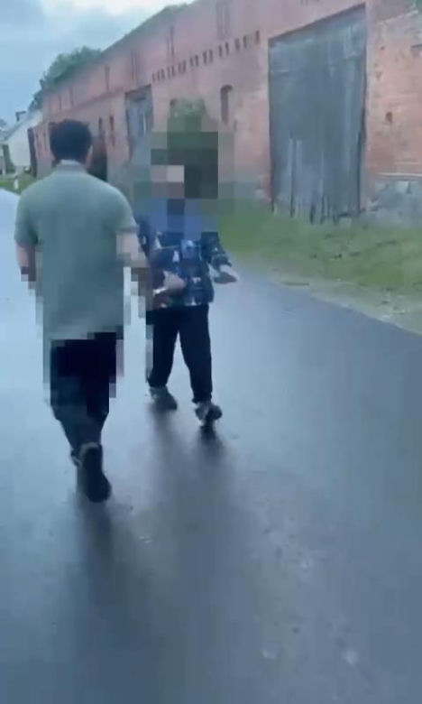 Kubańczyk z dwoma nożami terroryzował ludzi