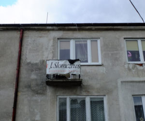 Groził, że wysadzi blok, bo nie pozwolili mu palić ogniska w przedpokoju