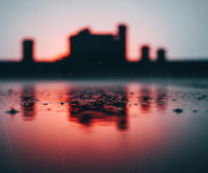 Śmierć w płomieniach Markowa. Co kryją domy ogrzewane kominkiem?