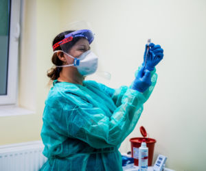 Pierwsze szczepienie przeciw COVID-19 w Gdańsku
