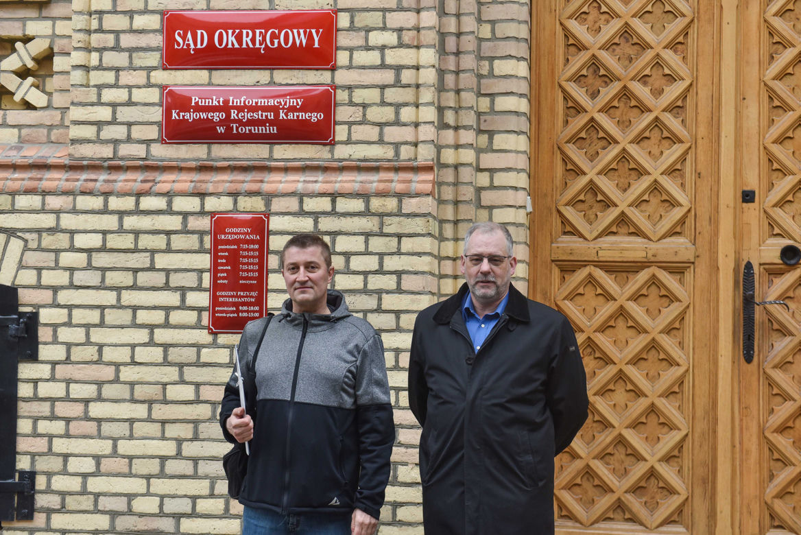 Chcą testowania sędziów na wykrywaczu kłamstw czy nie są gangsterami