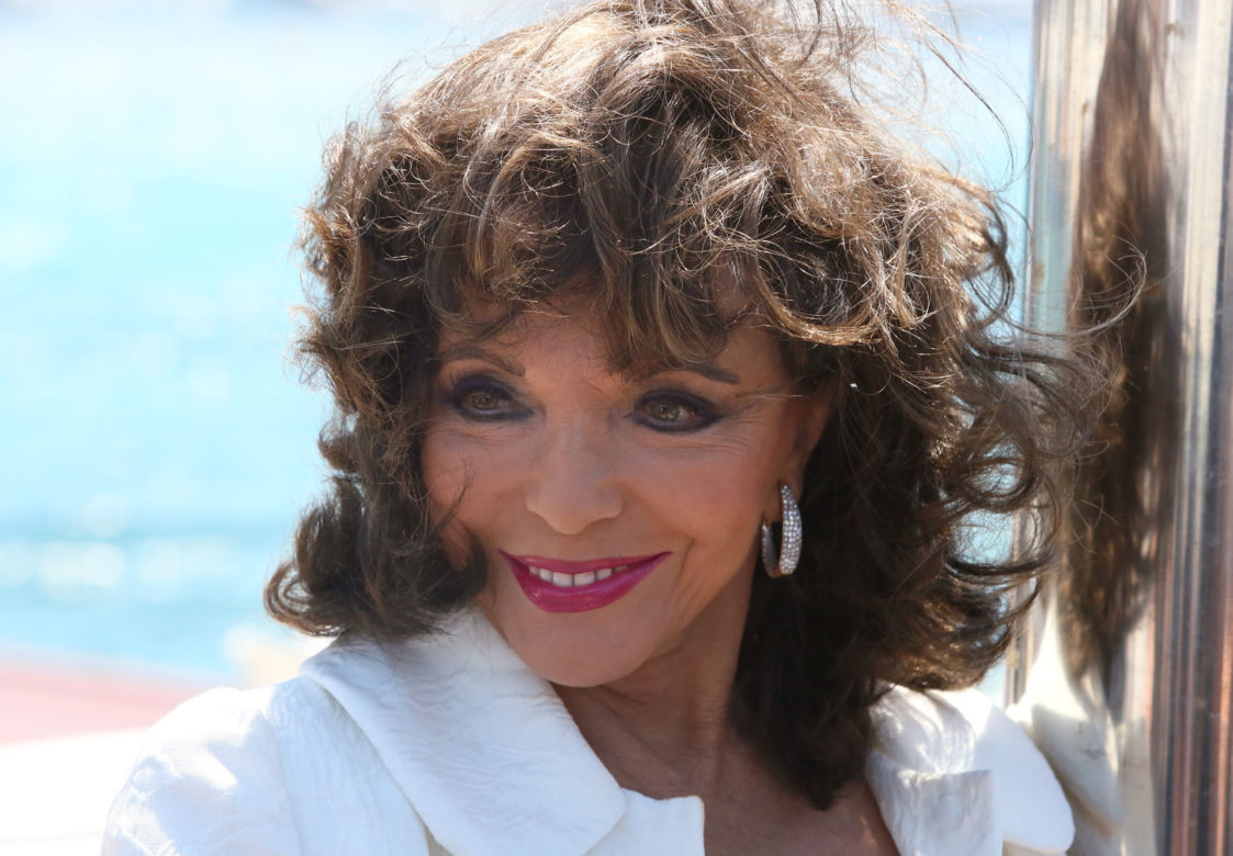 90-letnia Joan Collins pokazała trochę ciała. Tak dziś wygląda Alexis z "Dynastii". Przeżyjesz szok!