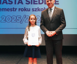 Najzdolniejsi uczniowie odebrali stypendia Prezydenta Miasta Siedlce