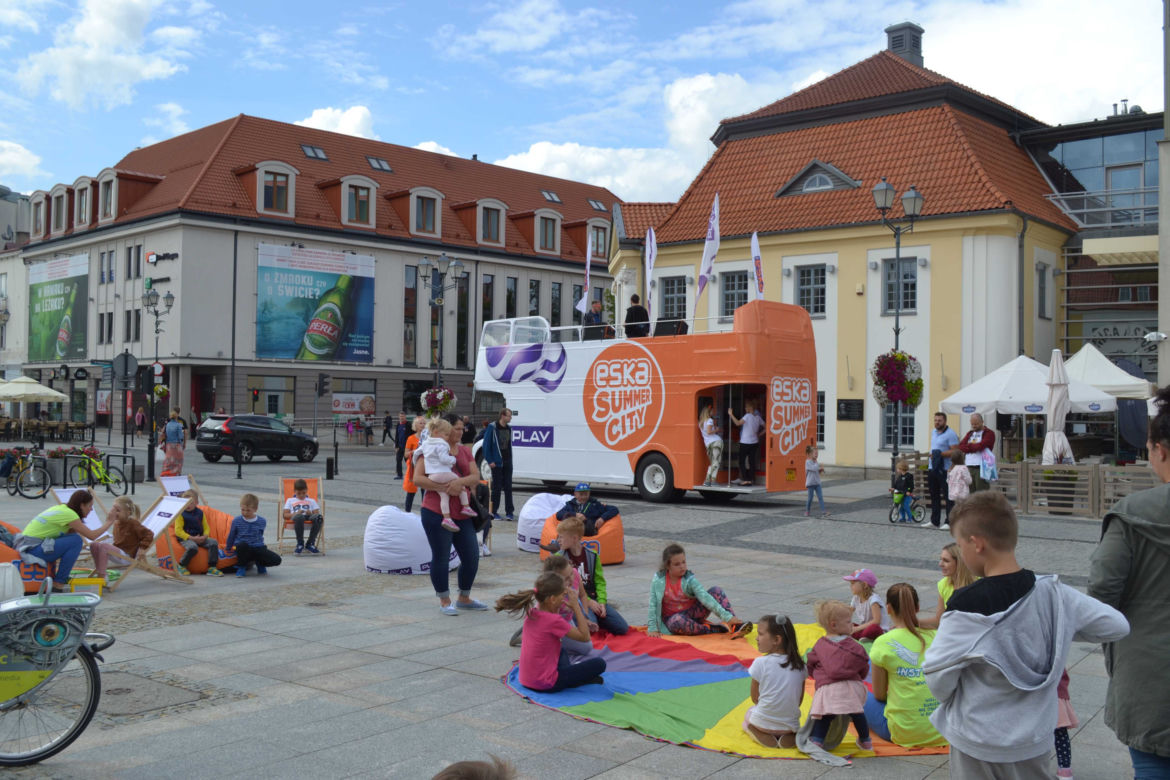 Bus Eska Summer City w Białymstoku. Byłeś? Znajdź siebie na zdjęciach!
