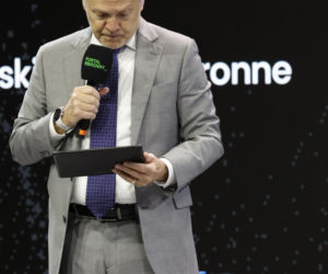 Ambasador USA Tom Rose na Warszawskich Targach Obronnych