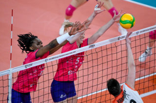DevelopRes Rzeszów pokonuje Eczacibasi Stambuł