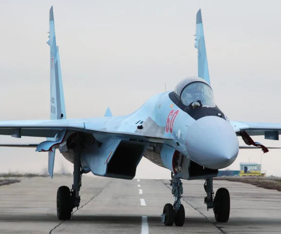 Pierwsze Su-35 dla Iranu gotowe? Rosja kończy produkcję myśliwców