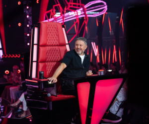 The Voice Senior - prowadzący i trenerzy! Jedna gwiazda to wielki debiut w programie