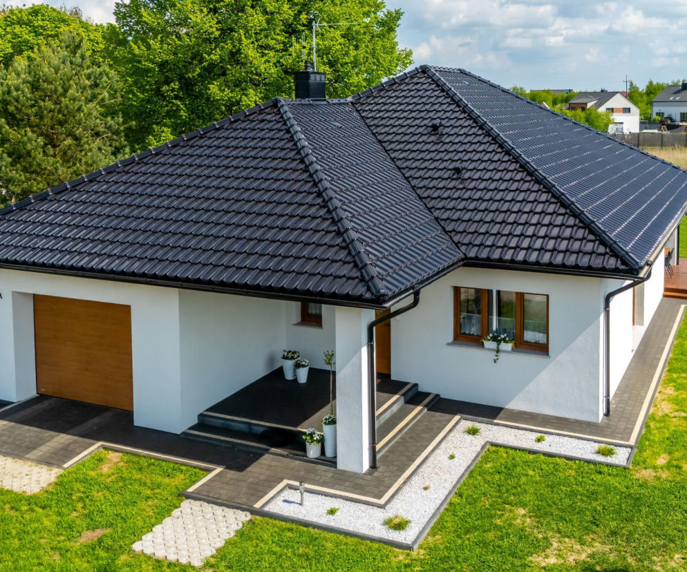Marsylka, holenderka, a może mniszka – wybierz najpiękniejszą dachówkę na swój dach