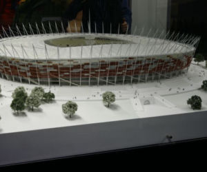 Stadion Narodowy będzie gotowy w połowie 2011 roku. Koszt jego budowy przekroczy 1,2 mld zł.