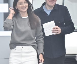 Marcin Mroczek z dziewczyną w cukierni