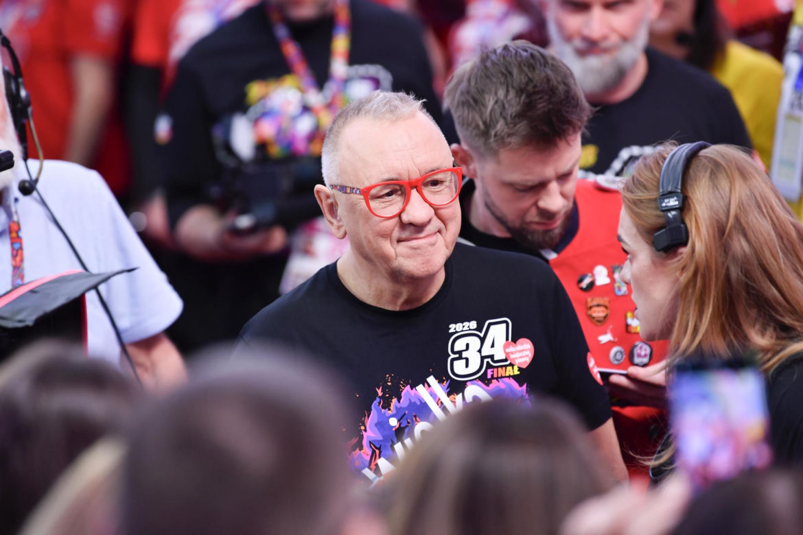 Jerzy Owsiak na przestrzeni lat. Tak zmieniał się jego charakterystyczny wizerunek