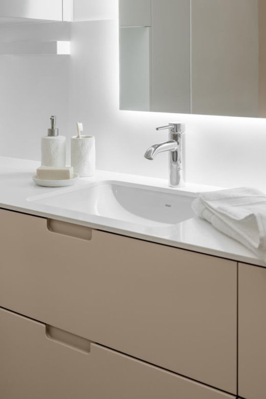 Styl Bauhaus we wnętrzu. Zobacz nowoczesny apartament dla pary