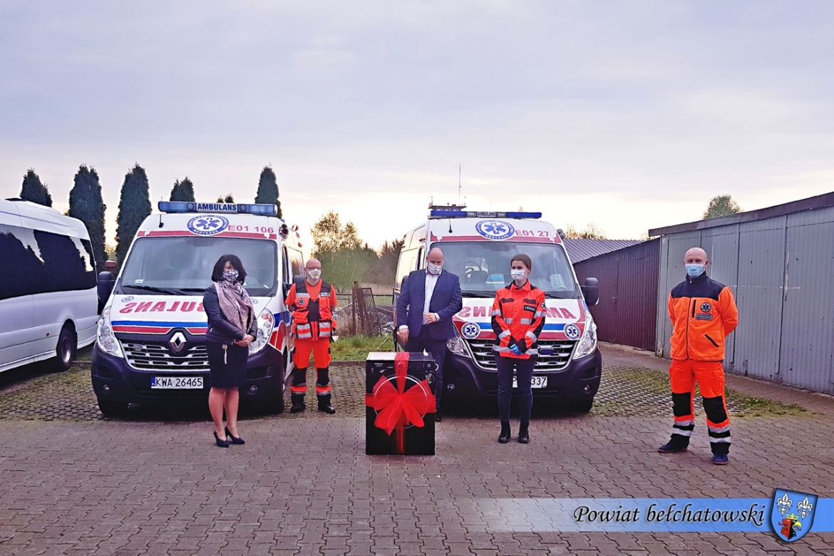 Będzie wielkie pranie u ratowników medycznych!