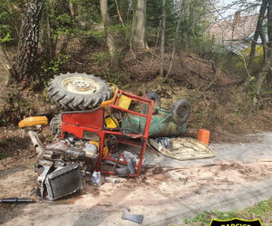 Jeden mężczyzna PRZYGNIECIONY przez traktor, drugi przez ciągnik! HORROR na Sądecczyźnie