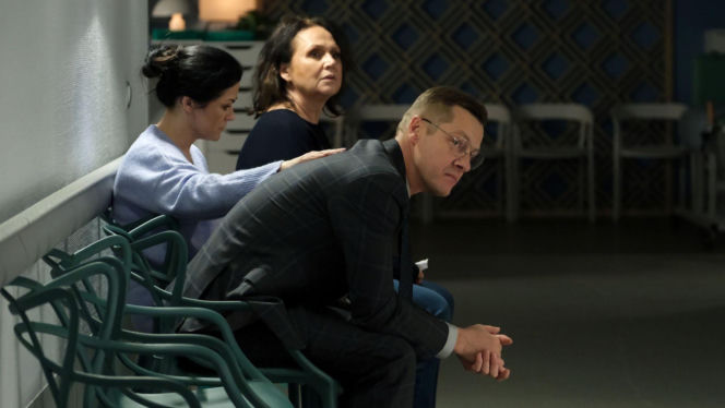 M jak miłość odc. 1926. Marysia (Małgorzata Pieńkowska), Piotrek (Marcin Mroczek), Kinga (Katarzyna Cichopek)