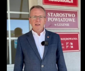 Przy Starostwie Powiatowym w Lesznie stanie urzędomat