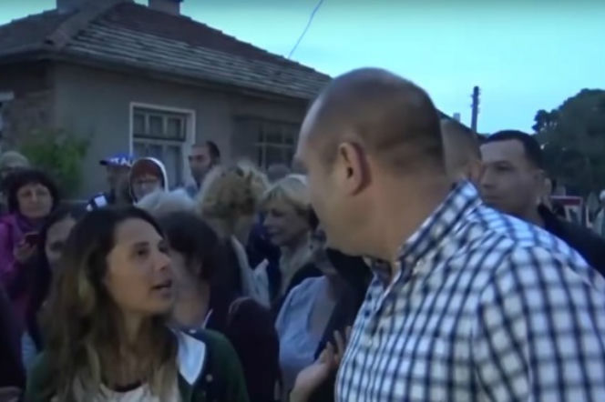 Zrobiła zdjęcie z prezydentem bo inni robili - później zapytała go kim jest