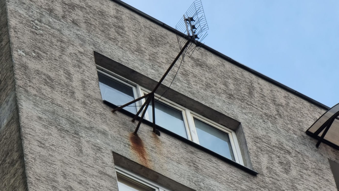 Potworna śmierć na Woli. Staruszka zginęła w pożarze mieszkania 