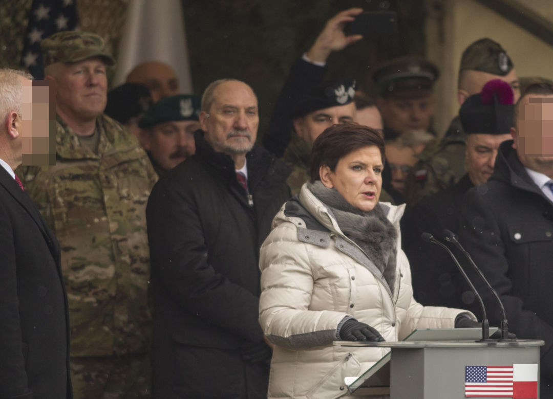 SZYDŁO NIE ZMIENI MACIEREWICZA.