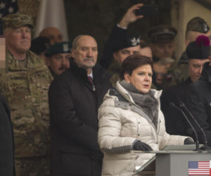 SZYDŁO NIE ZMIENI MACIEREWICZA.