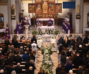Pogrzeb Weroniki i Sebastiana. Ostatnia droga rodzeństwa