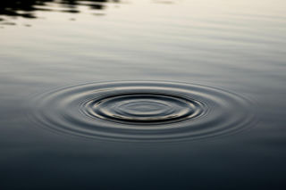 77-latek wpadł do Martwej Wisły. Co uratowało mu życie w lodowatej wodzie?