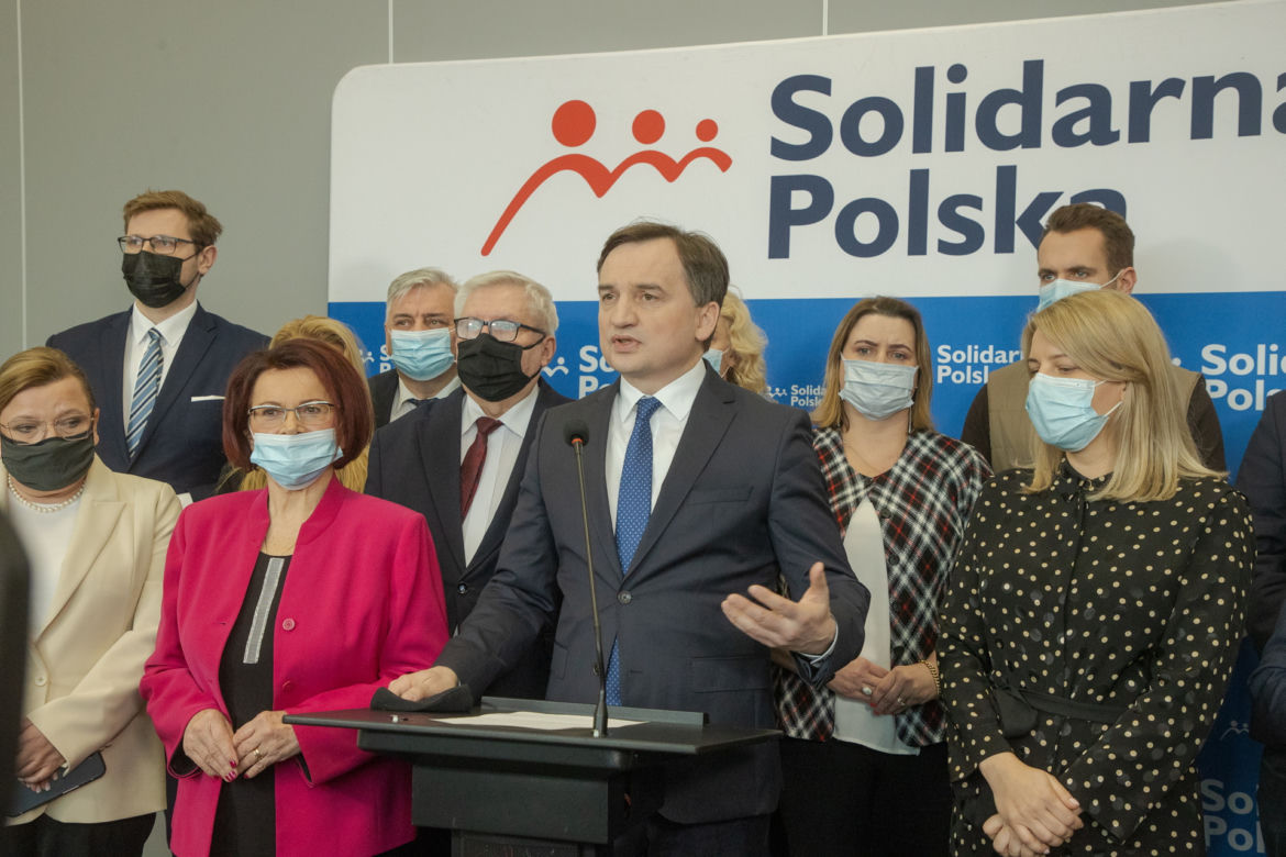 Jaki dał na partię 41 000 zł, Ziobro 2400 zł