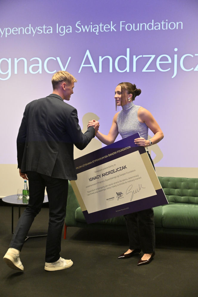 Iga Świątek i Daria Abramowicz na konferencji