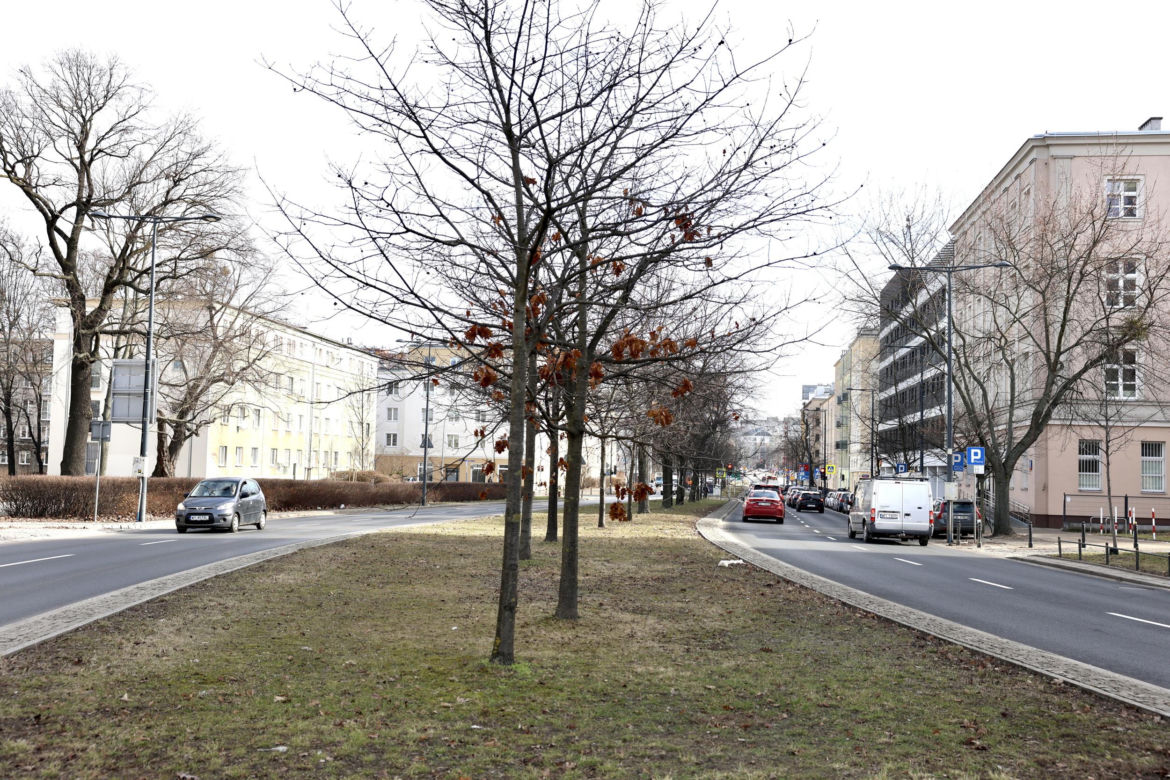 Ulica Leszno w Warszawie, choć zmieniała nazwy, dla pokolenia wojennego pozostała symbolem tragicznych wydarzeń