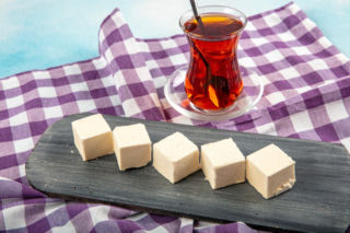 W PRL-u była uważana za luksus. Słodki przysmak to istna bomba witaminowa. Odmładza skórę i wzmacnia włosy