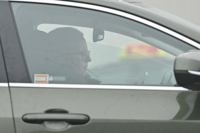 Krystyna Janda kurzy w aucie