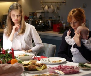 M jak miłość odcinek 1216. Zosia (Julia Wróblewska), Agnieszka (Magdalena Walach), Helenka (Krystian Drescher)