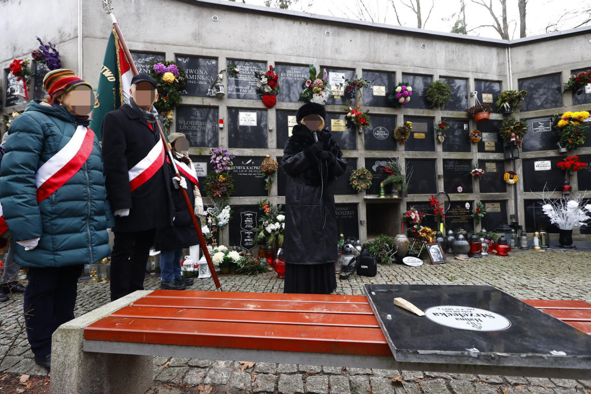 Ostatnie pożegnanie Ryszarda Strzeleckiego. Znany dziennikarz spoczął w Warszawie