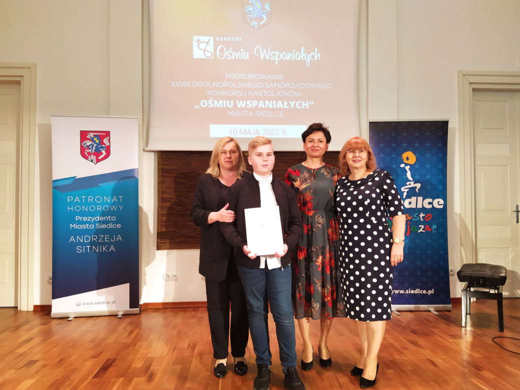 Laureaci i wyróżnieni w konkursie "Ośmiu Wspaniałych" w Siedlcach w 2022 roku - fotorelacja