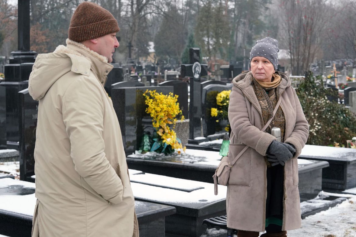 Barwy szczęścia odc. 2630. Basia (Sławomira Łozińska), Artur Chowański (Jacek Rozenek)