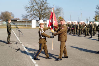 Ośrodek Reprezentacyjny Wojsk Obrony Terytorialnej otrzymał chorągiew Wojska Polskiego 