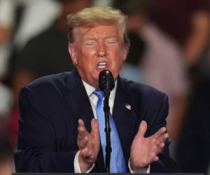Trump nagle zaczął mówić o pupie! Nie krył zachwytu