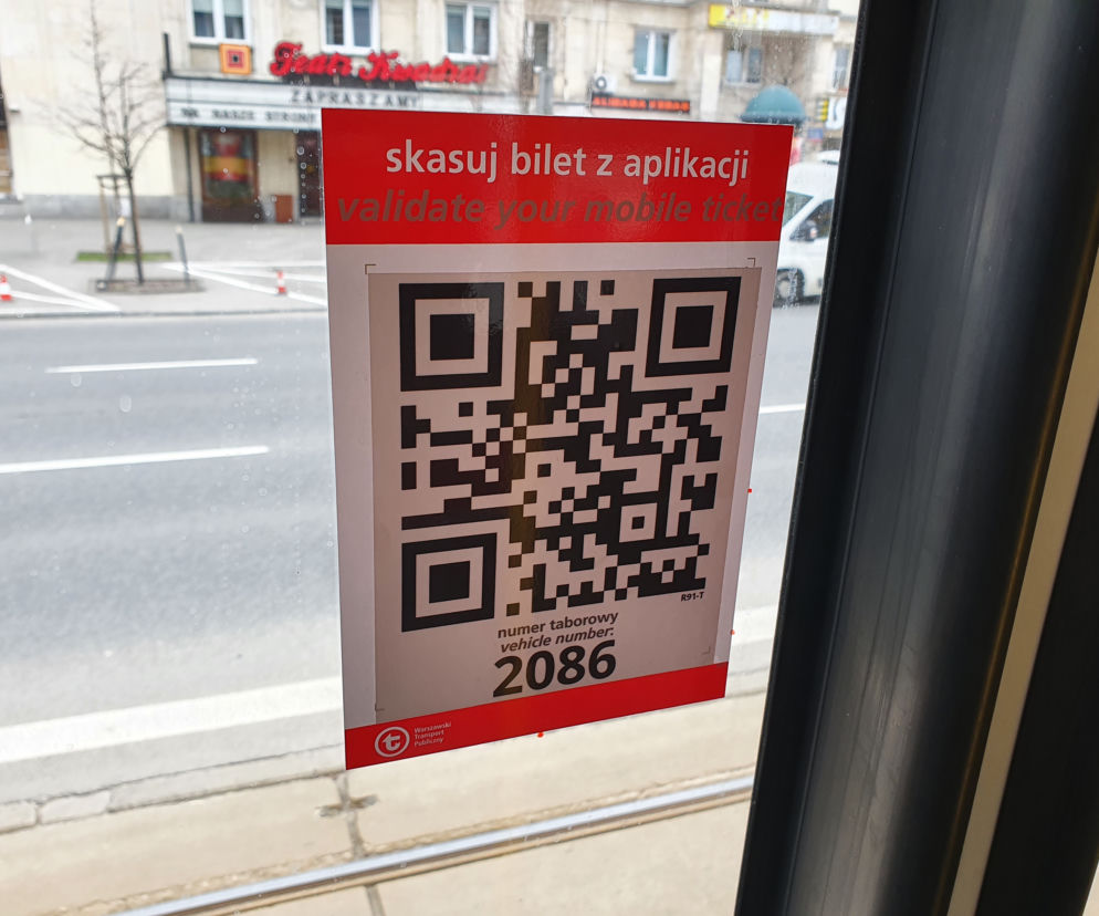 20 sekund na skasowanie biletu w aplikacji. To za mało - uważa stołeczny radny