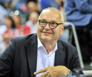 Tomasz Swędrowski przeszedł operację kardiochirurgiczną. Są nowe informacje o zdrowiu komentatora