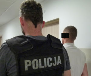 Młodzi torunianie wyłudzili pieniądze metodą na BLIK-a