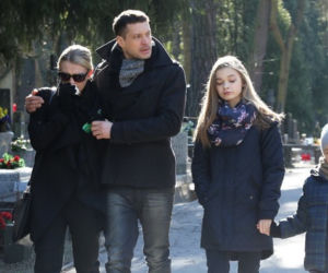 M jak miłość odc. 1150. Joasia (Barbara Kurdej-Szatan), Tomek (Andrzej Młynarczyk), Zosia (Julia Wróblewska), Wojtuś (Feliks Matecki)