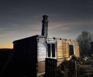 Pożar tuż przed świętami. Żywioł strawił cały dom w Wielkiej Wsi. Pilna zbiórka dla poszkodowanej rodziny!