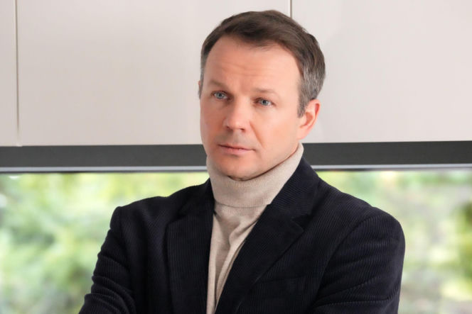 Barwy szczęścia odc. 3392 po wakacjach. Bruno (Lesław Żurek)