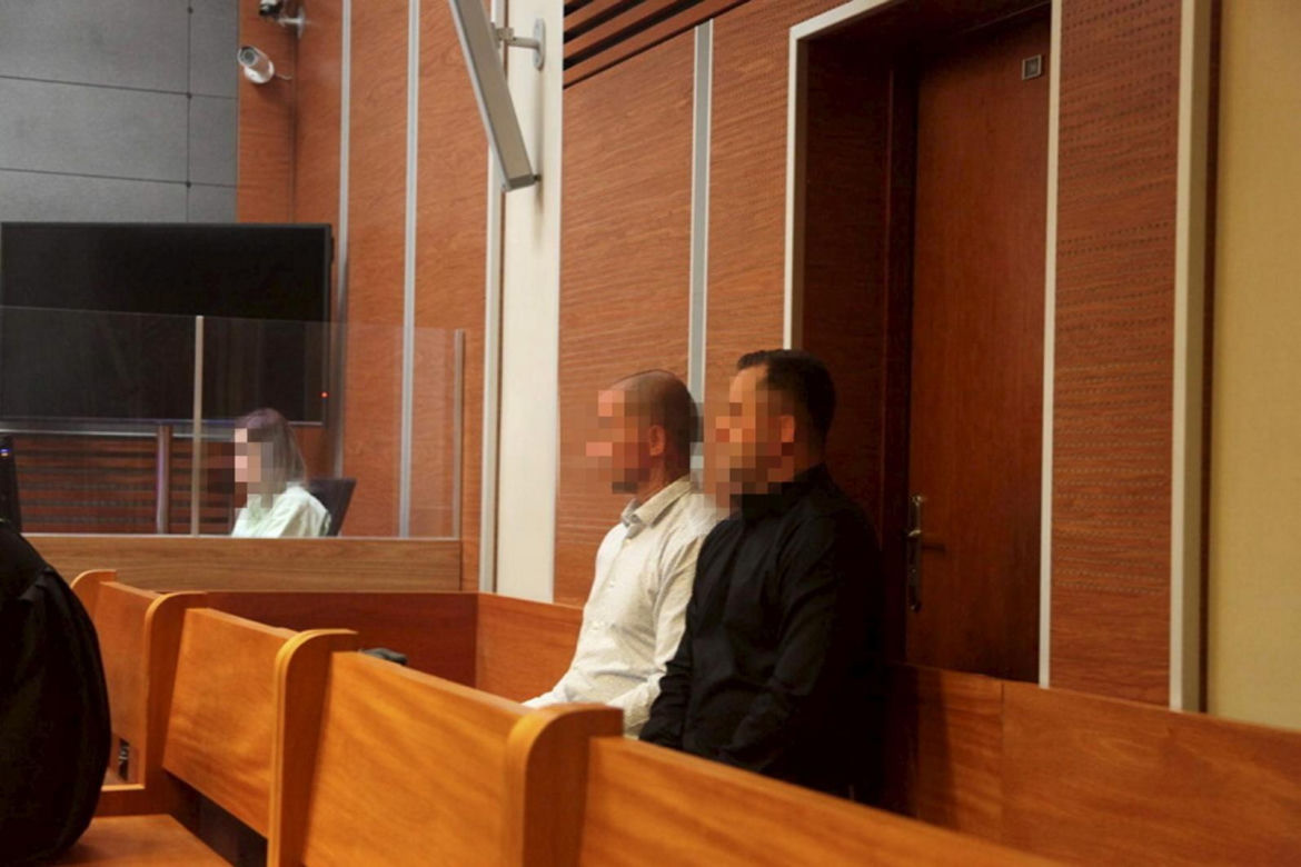 Rafał i Aleksander pobili Adama Niedzielskiego w centrum miasta. Były minister okazał im łaskę