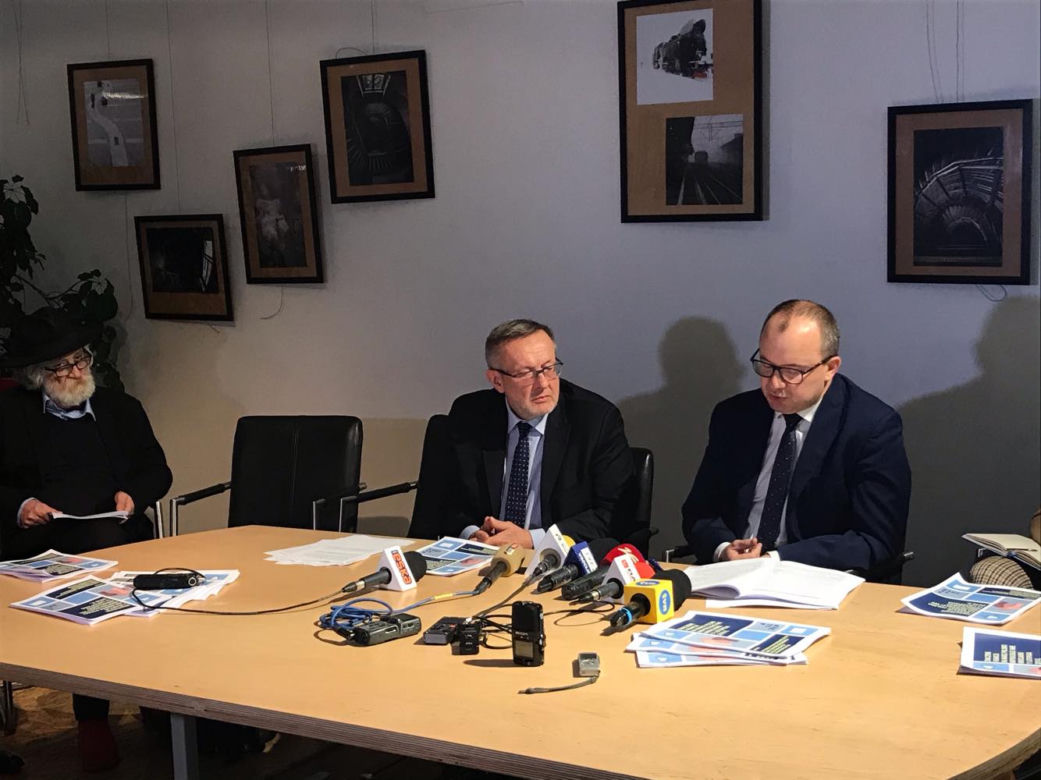 Konferencja przed Marszem Niepodległości