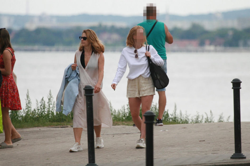 Ewa Skibińska na plaży